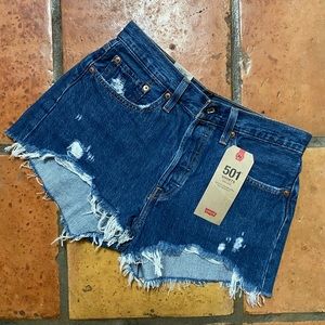 SOLD Levi 501 shorts